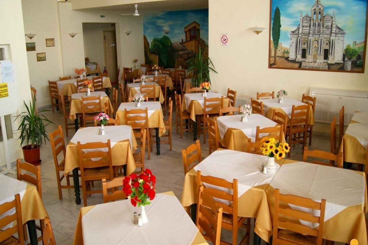 Damnoni Bay Hotel Exterior photo