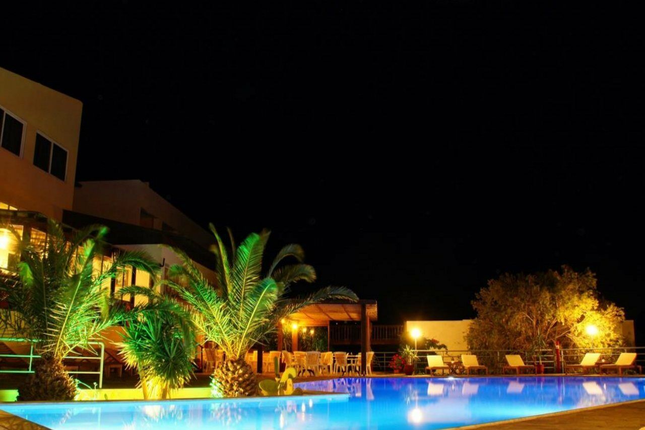 Damnoni Bay Hotel Exterior photo